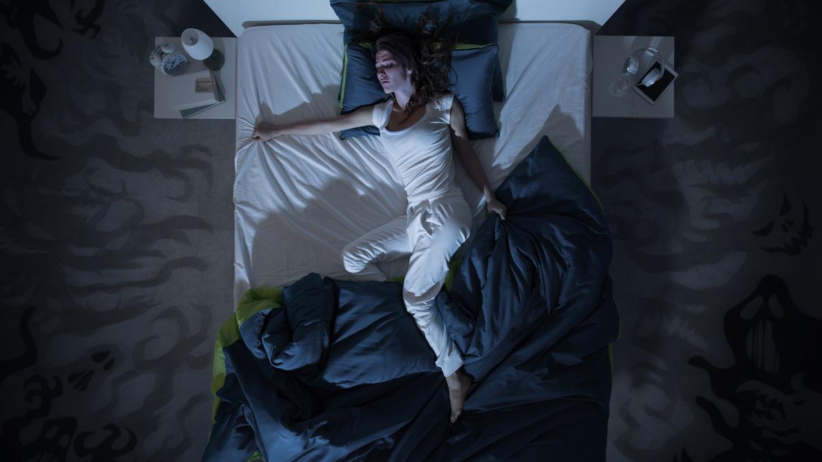 Gece terlemesi neden olur? Gece uyurken ense ve boyun terlemesi nasıl  geçer? - Sağlık Haberleri