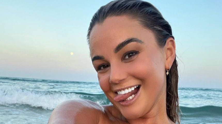 Sosyal medya fenomeni Karina Irby, Taylor Swift hayranlığını gösterdi! İç çamaşırıyla dans etti 