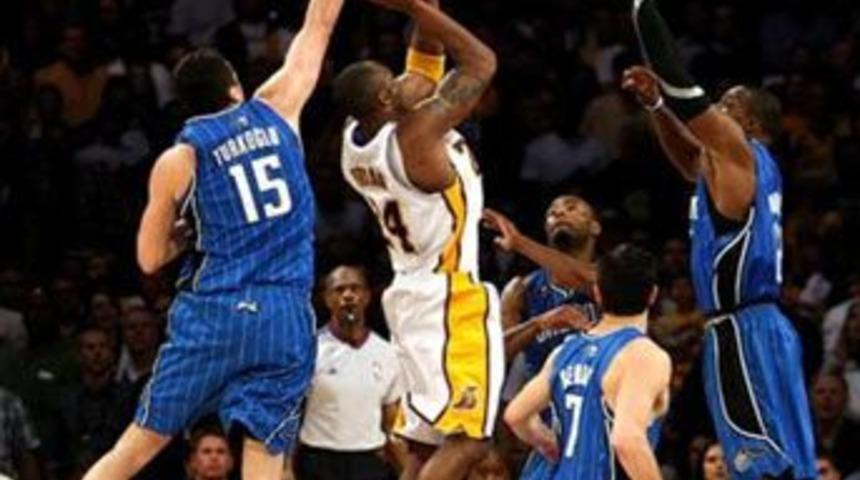 Lakers uzatmada g&uuml;ld&uuml;: 101-96