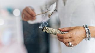 Ada çayı tütsüsü faydaları nelerdir? Ada çayı tütsüsü yakmak ne işe yarar?