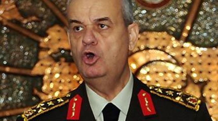 Başbuğ'a ilgin&ccedil; dosya