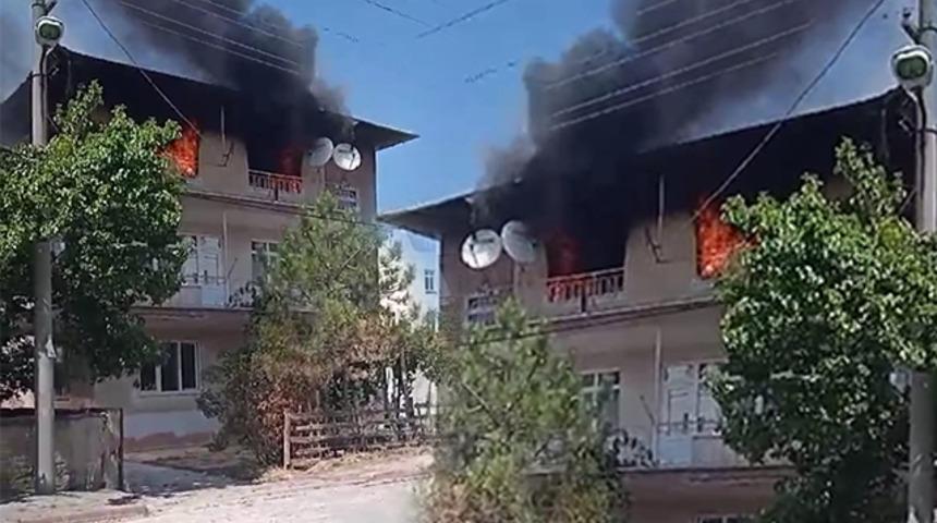 Babası harçlık vermeyince oturdukları evi ateşe verdi!