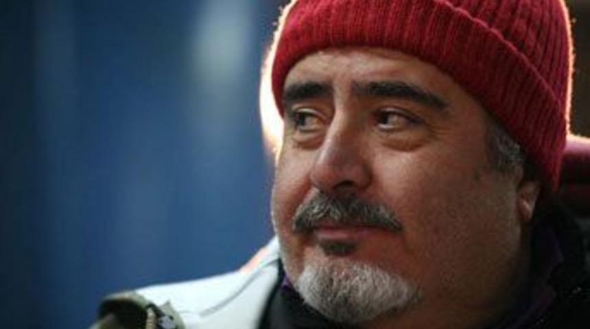 Uğur Y&uuml;cel'e sette haciz