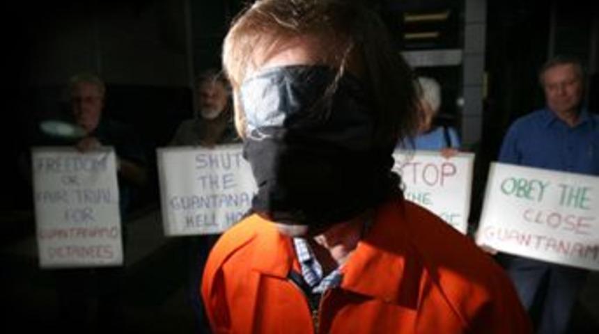 Guantanamo'nun kapatılmasına yardım teklifi