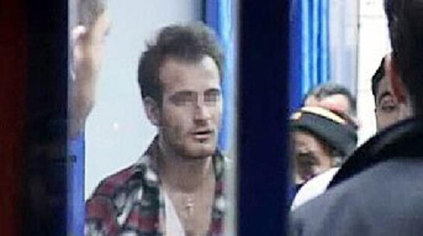 K&uuml;&ccedil;&uuml;k kıza fuhuş yaptırıyordu