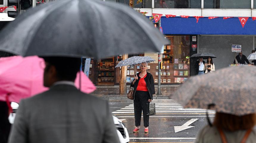 Meteoroloji'den 11 il için sağanak yağış uyarısı! Bu saatlere dikkat! Sel, fırtına ve dolu yağışı tehlikesi var…
