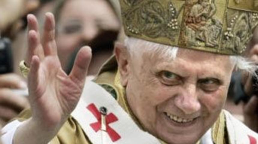 Papa 16. Benediktus &Uuml;rd&uuml;n'de