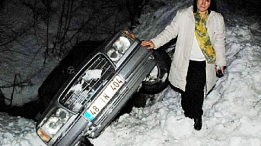 Uludağ yolunda &ouml;l&uuml;mden d&ouml;nd&uuml;ler 