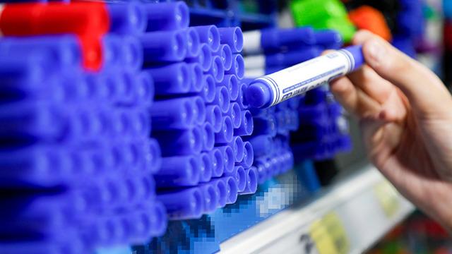 Üzerinde zehirli yazdığı halde satılıyor! Çocuklar tehlikede