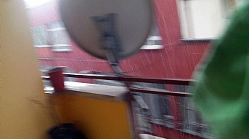 Balıkesir'de 10 dakikalık dolu korkuttu