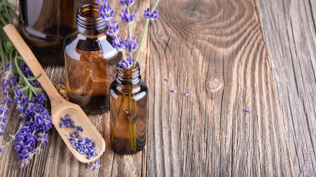 Lavanta yağı cinsellikte nasıl kullanılır? Lavanta yağı cinsel gücü artırır mı?