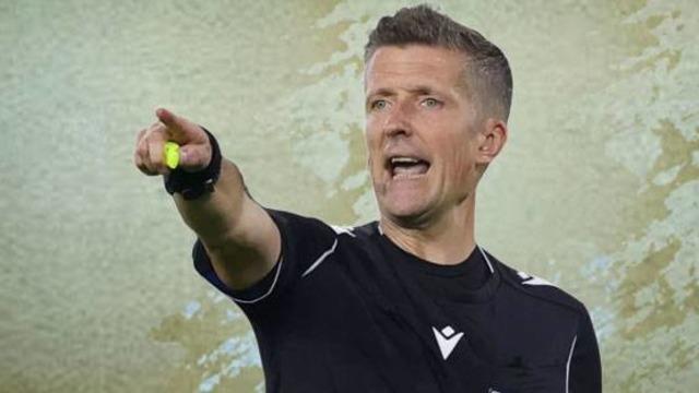 Türkiye Ermenistan maçının hakemi Daniele Orsato kimdir, nereli, kaç yaşında? Türkiye Ermenistan maçını Daniele Orsato yönetecek