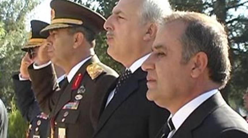 İstiklal Marşı ayıbı