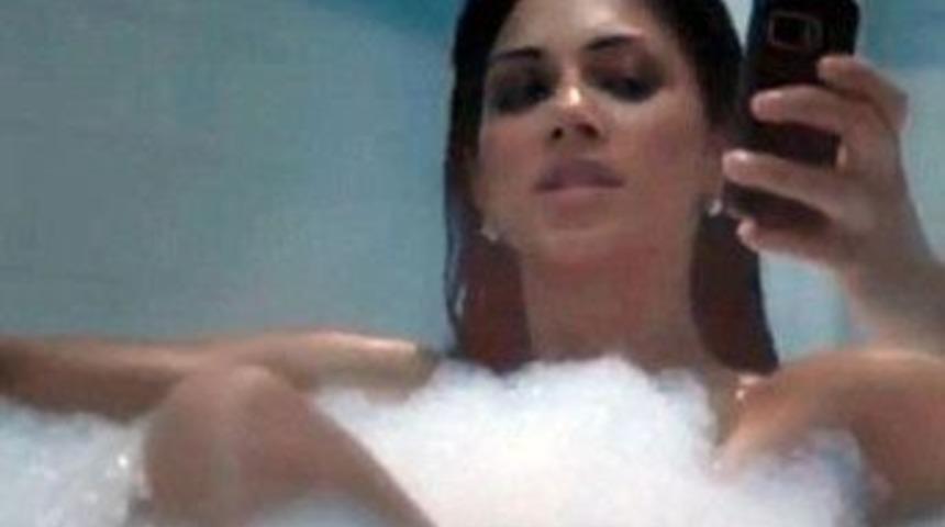 Nicole'&uuml;n olaylı k&uuml;vet sahnesi