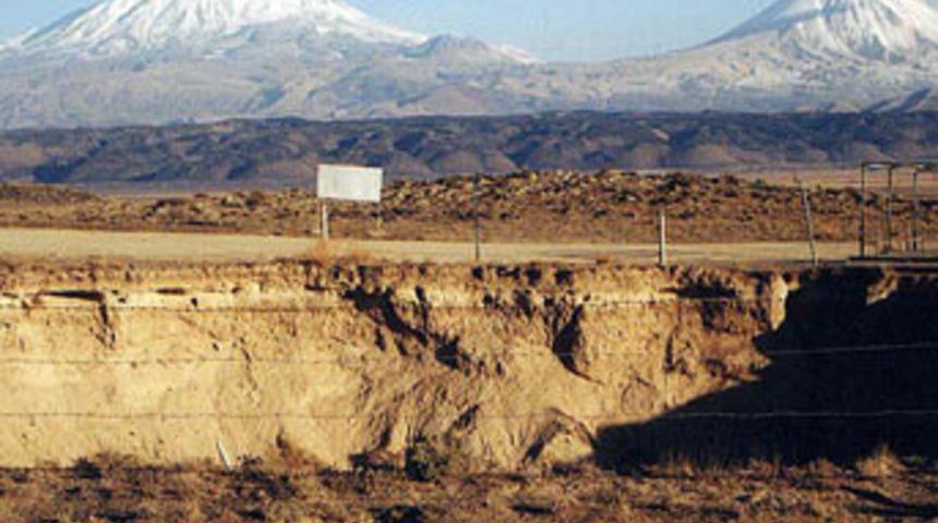 Meteor &ccedil;ukuru değil obruk &ccedil;ıktı!