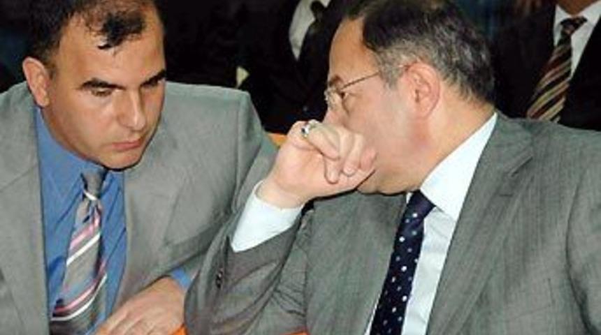 Bakan'dan m&uuml;d&uuml;re fır&ccedil;a