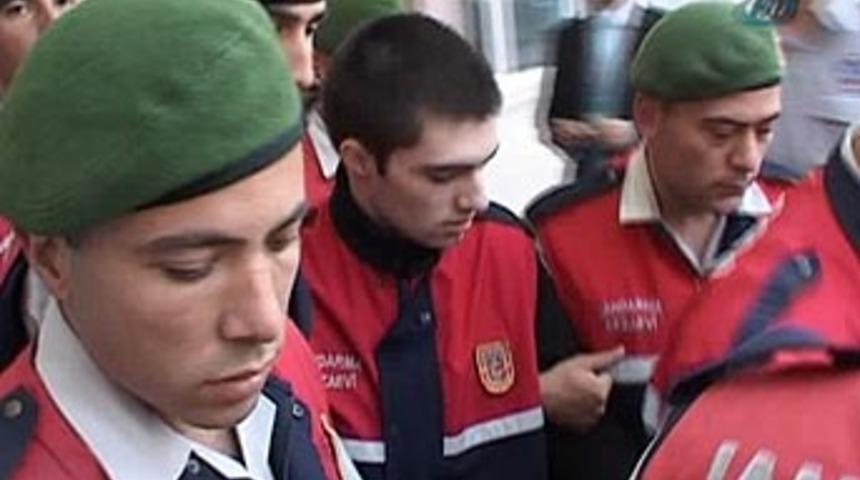 Cem "&ccedil;ok zeki ve kontroll&uuml;"