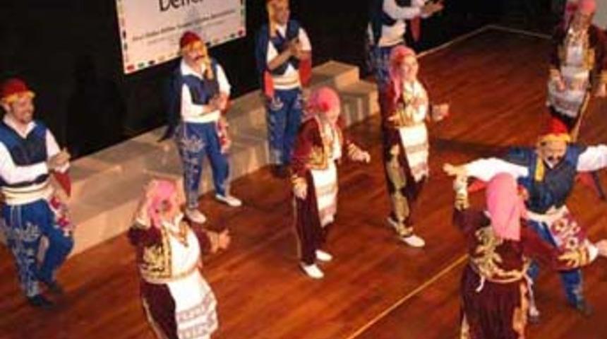 Anneler oynayacak &ccedil;ocuklar eğlenecek!