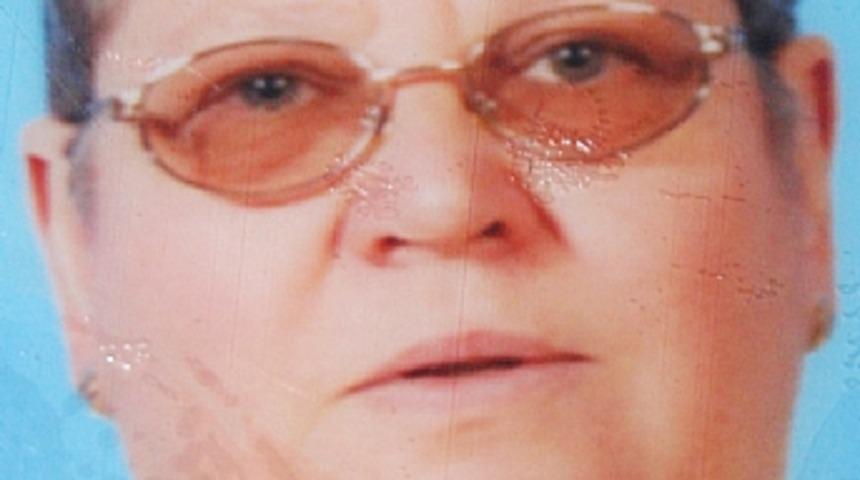 Ayrı yaşadığı kocasını &ouml;ld&uuml;rd&uuml;