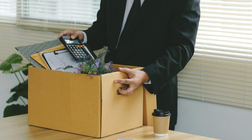 Kendi isteğiyle işten ayrılan tazminat alabilir mi? Tazminat hakkı nasıl elde edilir?