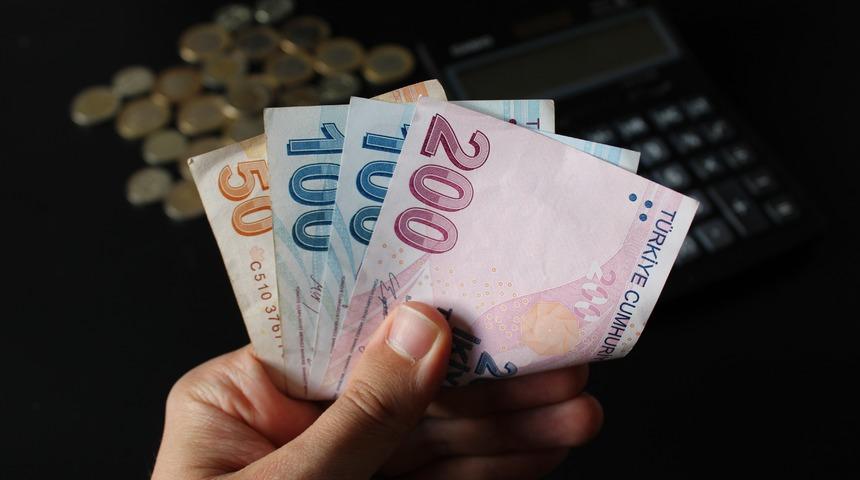 TL mevduat faizleri zirveyi gördü! 500 bin lira yatıran ay sonunda bu parayı alıyor
