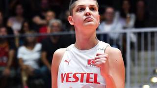 Sosyal medyada gündemde! Ebrar Karakurt'tan 'lezbiyen' paylaşımı... Kısa süre sonra sildi