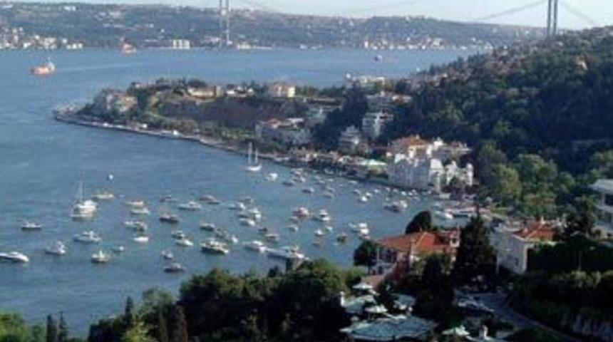 İstanbul, &uuml;nl&uuml; gezi dergisinin kapağı oldu