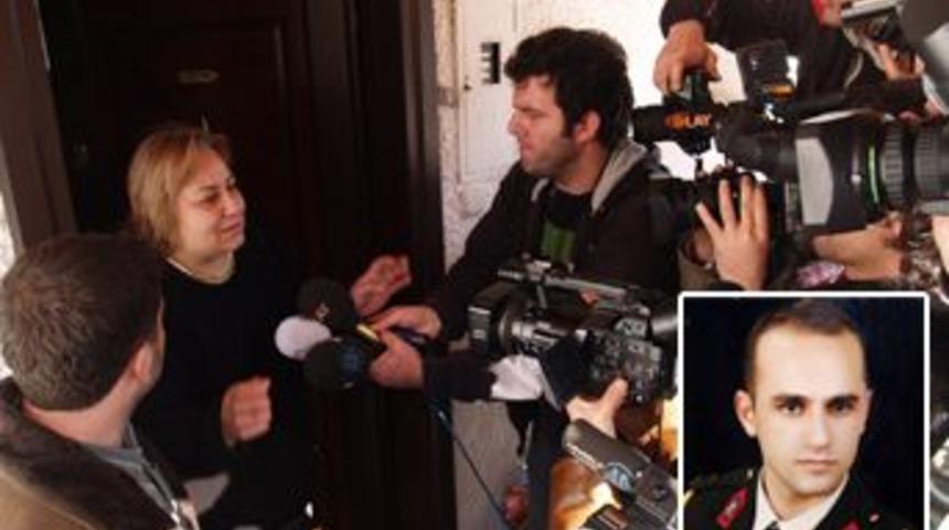 Evi arandı, oğlunun şehit olduğunu zannetti