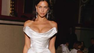 Kayalıklardaki pozu olay olmuştu! Irina Shayk bu sefer yataktan paylaştı