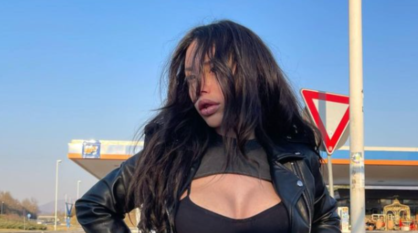 Sosyal medya fenomeni Alexis Mucci’nin sokak tarzı tepkilere neden oldu! Bir gören bir daha baktı