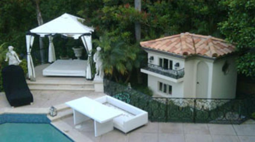 325 bin dolara k&ouml;pek evi yaptırdı