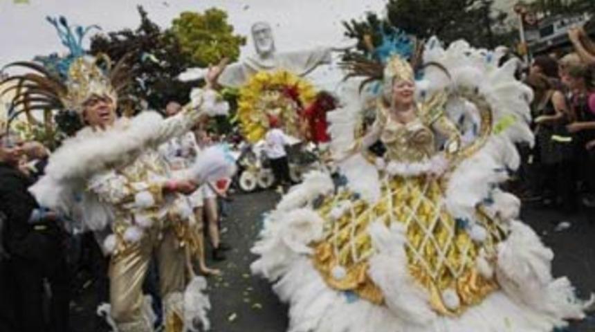 Avrupa'nın en b&uuml;y&uuml;k şenliği başladı