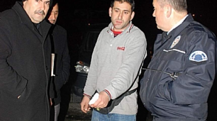 İzmir'de satırlı gasp