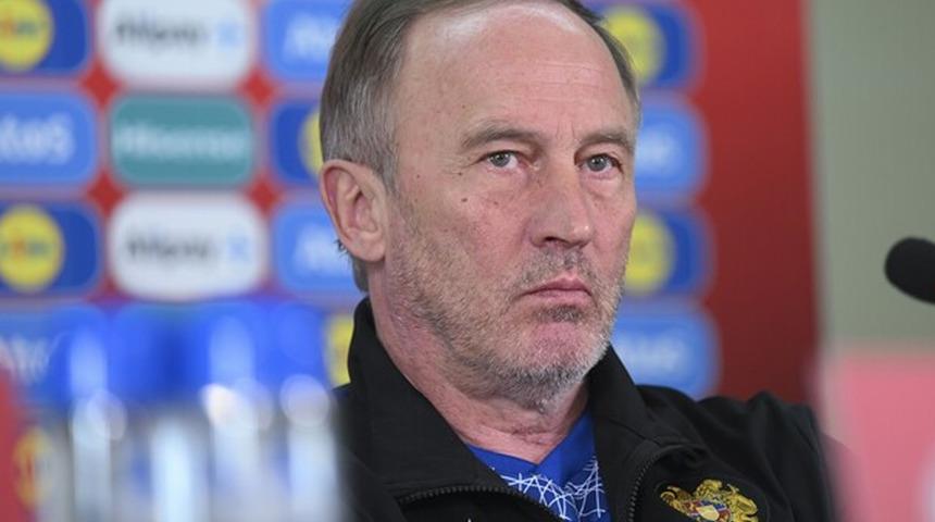 Ermenistan Teknik Direktöründen Türkiye maçı öncesi kızdıran açıklama! ''Sizin gibilere bugün ne olacağını göstereceğiz...''