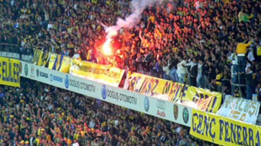 Fener Marşı dinlemek ağır tahrik sayıldı