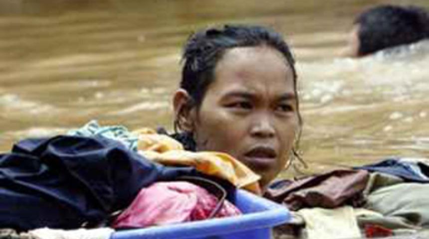 Filipinler'de sel felaketi: 58 &ouml;l&uuml;