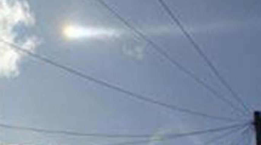 G&ouml;ky&uuml;z&uuml;nde şaşırtan ışık!