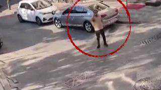 Mahkeme kararı biter bitmez evinin önüne geldi! 'Çık bakalım dışarı'