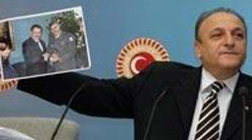 Vural: G&ouml;k&ccedil;ek'in MOSSAD ajanı ile ne işi var