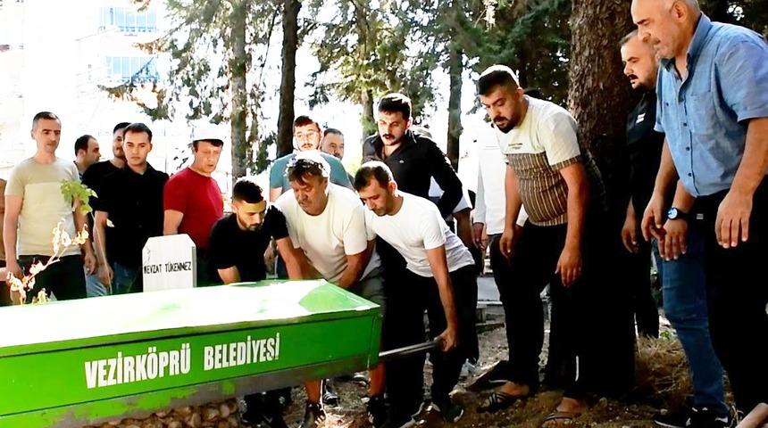 Samsun'da sahte içki 2 can aldı! Büfelere baskın yapıldı: Gözaltılar var