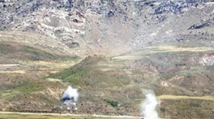 Kuzey Irak'a bomba yağmuru