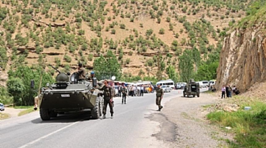 &Ccedil;ukurca karayoluna tuzaklanan patlayıcı imha edildi