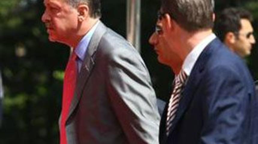 Erdoğan yeni kabine listesini G&uuml;l'e verdi