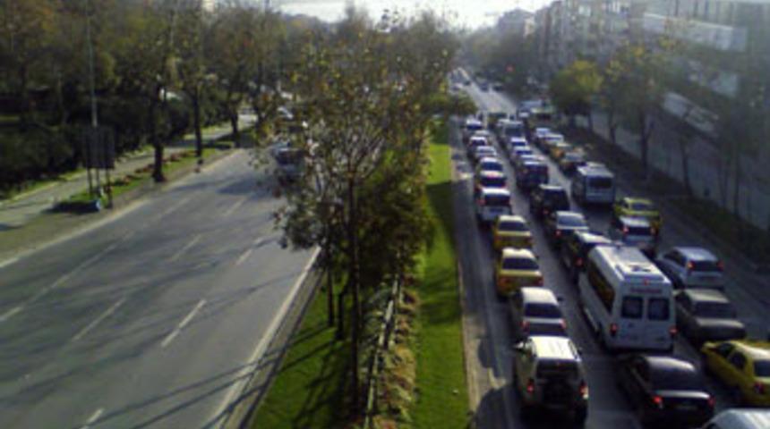 Beşiktaş'ta trafik kazası: 13 yaralı