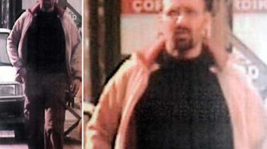 Ter&ouml;rist onlarca polisin arasından ka&ccedil;tı!