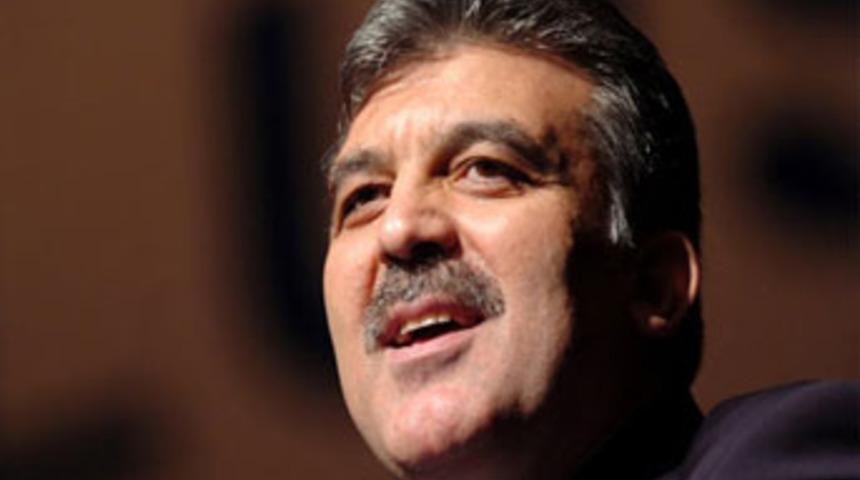 G&uuml;l: Kriz hen&uuml;z bitmedi rehavete kapılmayın