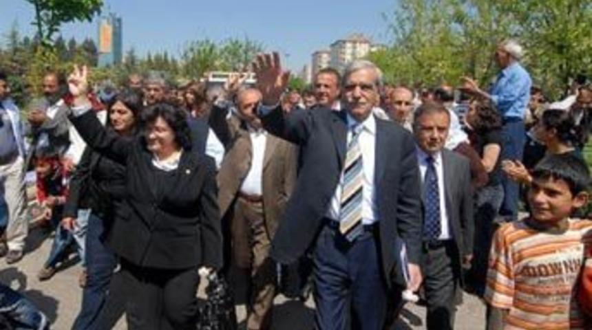 "A&ccedil;ılım İmralı'ya yaklaşımla bitti"