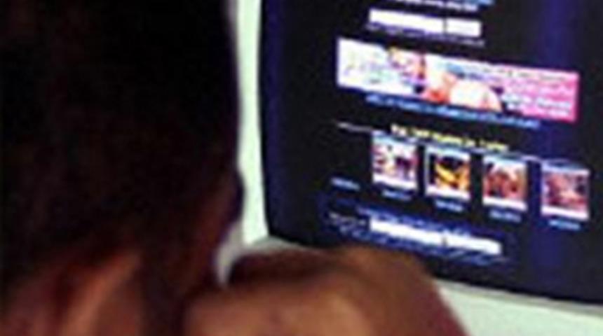 Cinsel i&ccedil;erikli site atılma nedeni