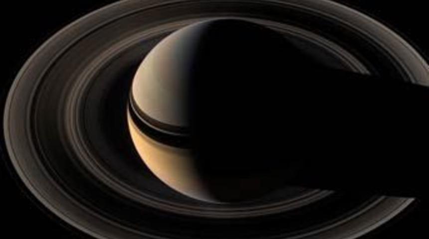 Halkalı gezegenin sırrı