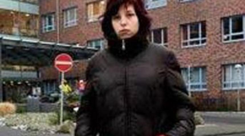 Doğurduğu bebeği klozete d&uuml;ş&uuml;rd&uuml;